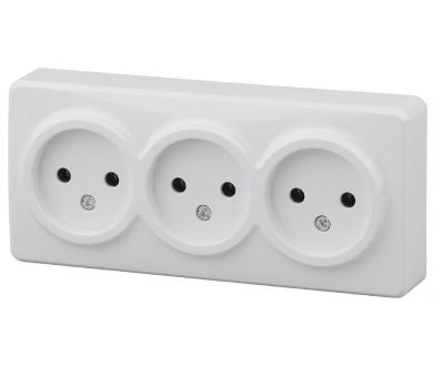 Розетка 3х2P Эра 11-2207-01 Б0020697