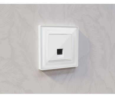 Комплект механизма компьютерной розетки RJ-45 экранированной с автоматической защитной шторкой Alfa Белый глянец Quant Ambrella Volt MA112005 (AP1120, VM185)