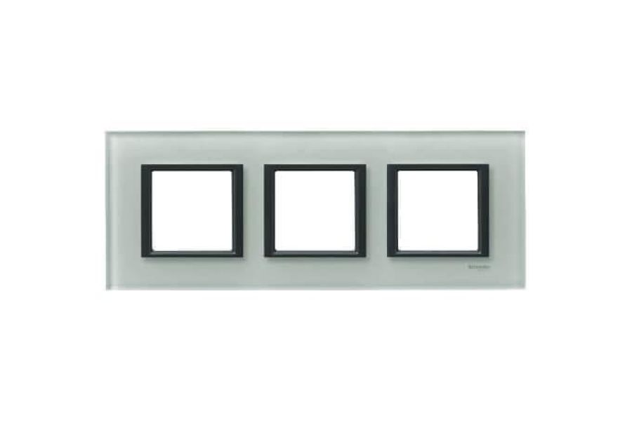 Рамка 3-постовая Schneider Electric Unica Class MGU68.006.7C3