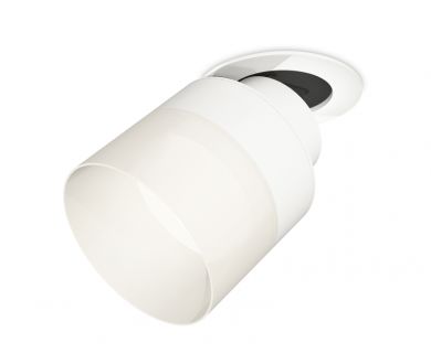 Купить Спот Ambrella Light Techno Spot XM8101521 (A2241, A2105, C8101, N8402) Спот Ambrella Light Techno Spot XM8101521 (A2241, A2105, C8101, N8402)
