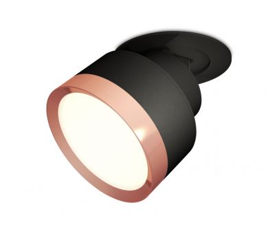 Купить Спот Ambrella Light Techno Spot XM8102503 (A2242, A2106, C8102, N8126) Спот Ambrella Light Techno Spot XM8102503 (A2242, A2106, C8102, N8126)